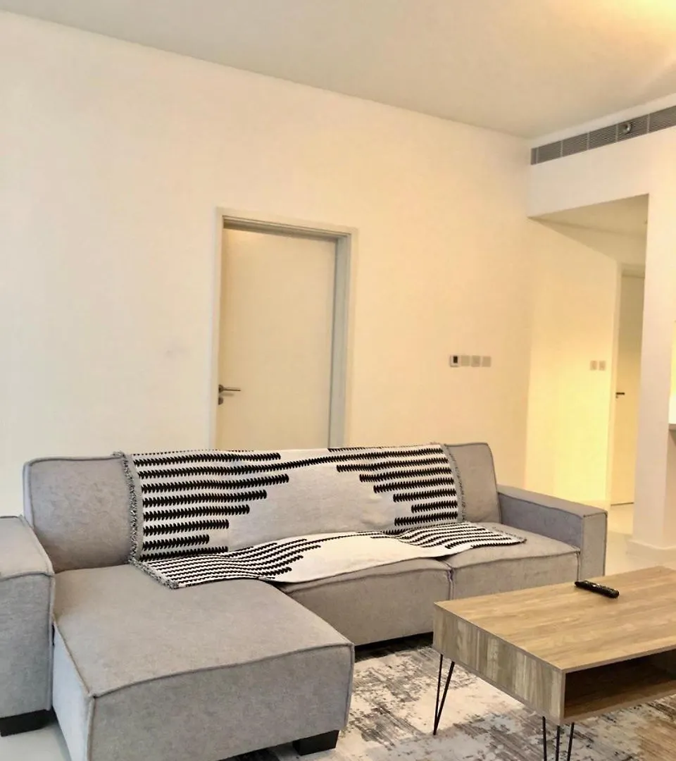 ホームステイ Reem Retreats Shared Home Stay アブダビ