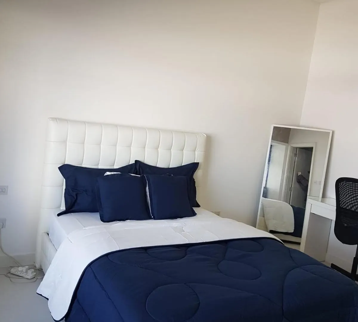 ホームステイ Reem Retreats Shared Home Stay アブダビ アラブ首長国連邦